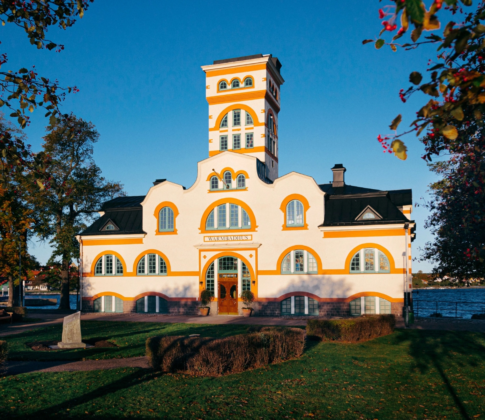 Warmbadhuset